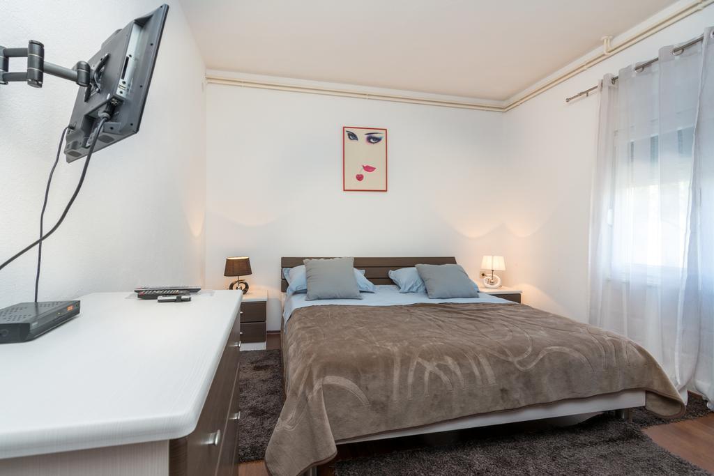 Apartman Verica Трогир Екстериор снимка