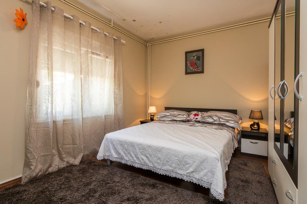 Apartman Verica Трогир Екстериор снимка
